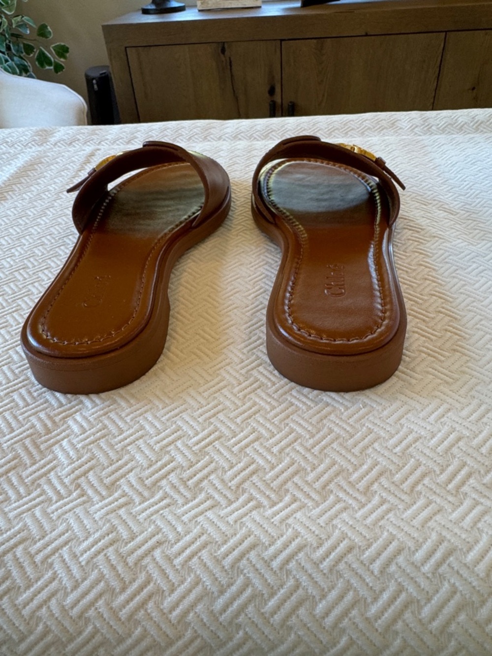 Chloe Carmelo Leather Slide Sandals with Gold Buckle sz Eu 36/6 - authentic - Picture 5 of 11